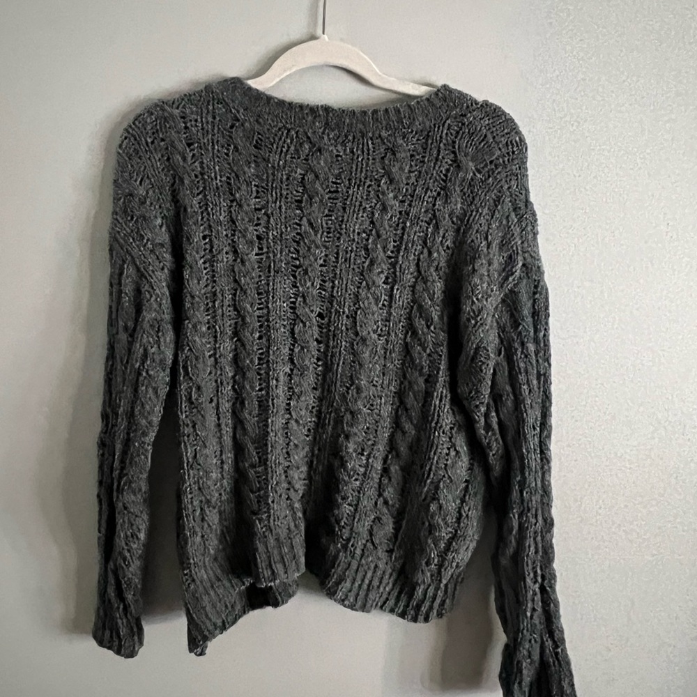 American eagle sweater size small